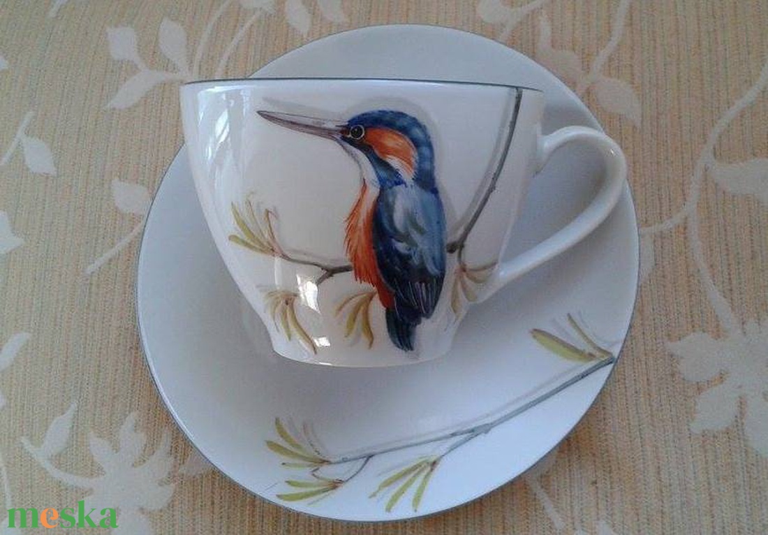 Jégmadaras mintával megfestett porcelán teás-kávés csésze alsóval - otthon & életmód - konyhafelszerelés, tálalás - tálalás - teás- és kávés pohár, készlet - Meska.hu Jégmadaras mintával megfestett porcelán teás-kávés csésze alsóval - otthon & életmód - konyhafelszerelés, tálalás - tálalás - teás- és kávés pohár, készlet - Meska.hu