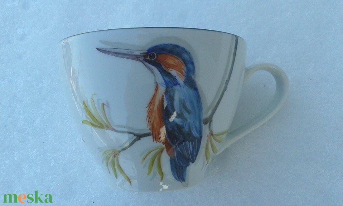 Jégmadaras mintával megfestett porcelán teás-kávés csésze alsóval - otthon & életmód - konyhafelszerelés, tálalás - tálalás - teás- és kávés pohár, készlet - Meska.hu Jégmadaras mintával megfestett porcelán teás-kávés csésze alsóval - otthon & életmód - konyhafelszerelés, tálalás - tálalás - teás- és kávés pohár, készlet - Meska.hu