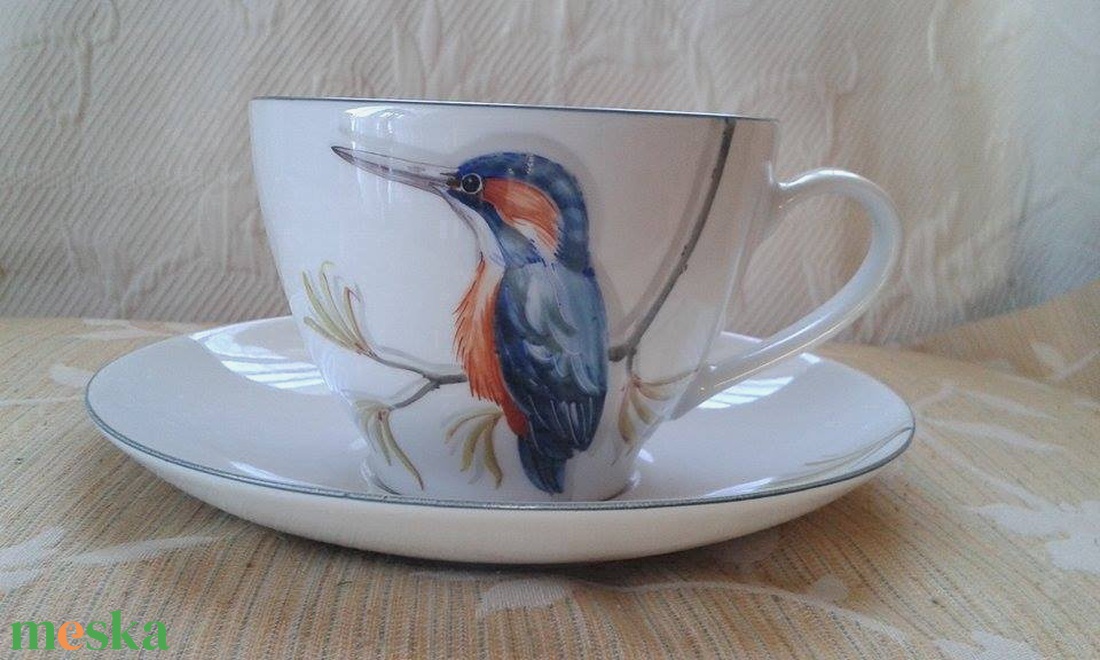 Jégmadaras mintával megfestett porcelán teás-kávés csésze alsóval - otthon & életmód - konyhafelszerelés, tálalás - tálalás - teás- és kávés pohár, készlet - Meska.hu Jégmadaras mintával megfestett porcelán teás-kávés csésze alsóval - otthon & életmód - konyhafelszerelés, tálalás - tálalás - teás- és kávés pohár, készlet - Meska.hu