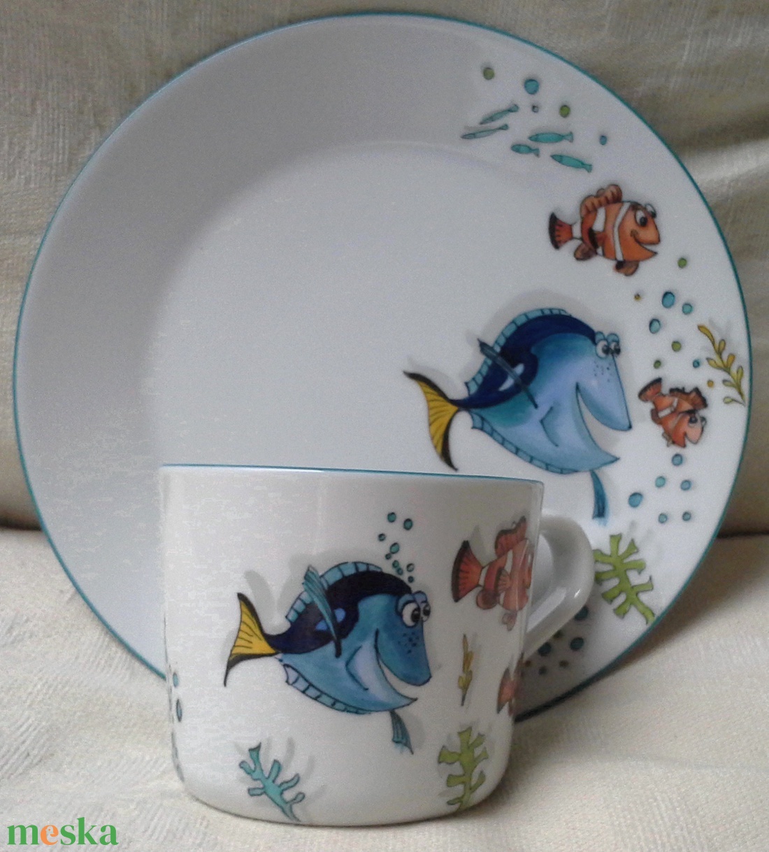Halacskás mintával megfestett gyermek porcelán étkészlet - otthon & életmód - konyhafelszerelés, tálalás - tálalás - tányér & étkészlet - Meska.hu