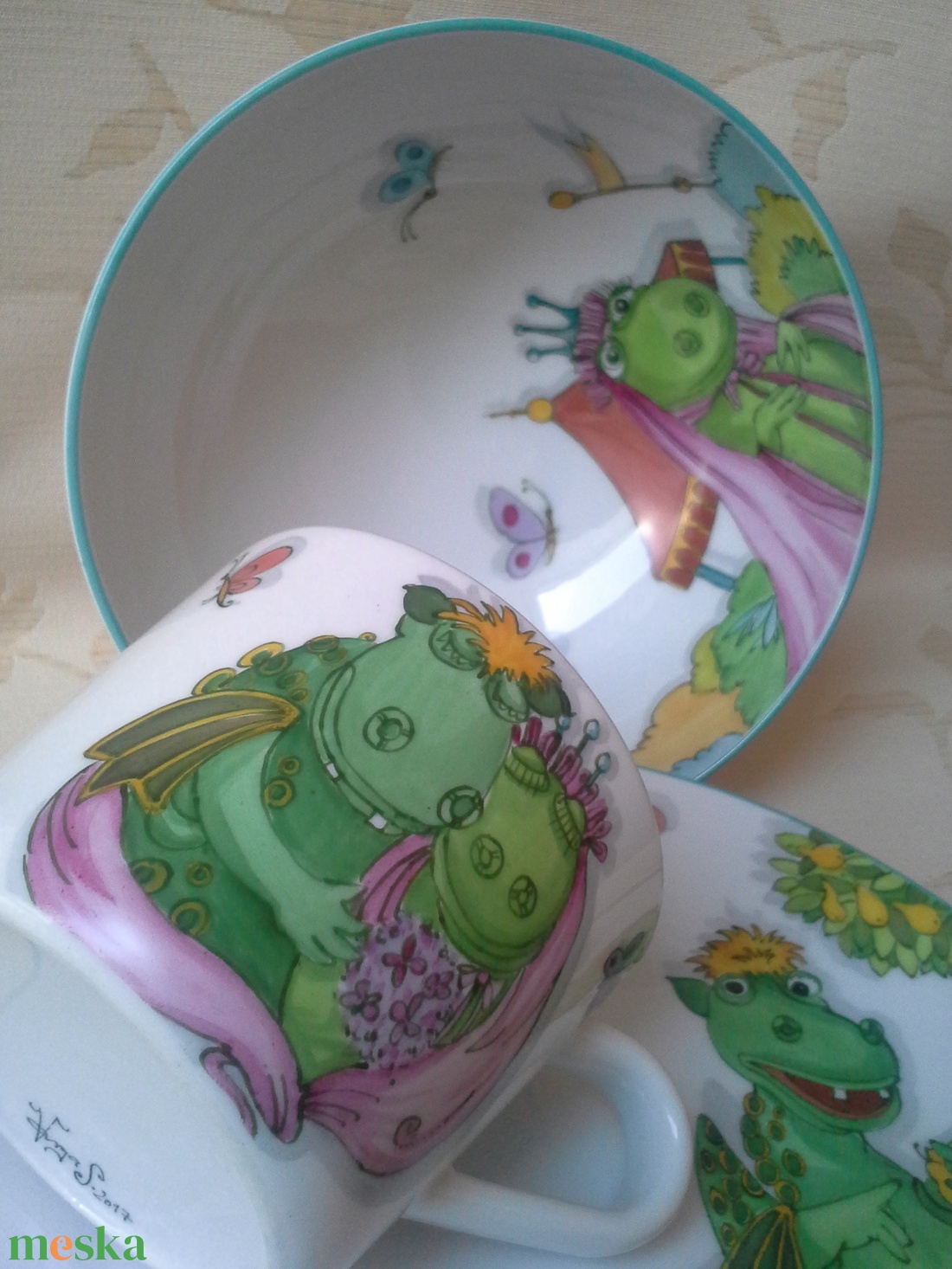 Süsüs mintával festett porcelán gyermek étkészlet - otthon & lakás - konyhafelszerelés, tálalás - tálalás - bögre & csésze - Meska.hu Süsüs mintával festett porcelán gyermek étkészlet - otthon & lakás - konyhafelszerelés, tálalás - tálalás - bögre & csésze - Meska.hu