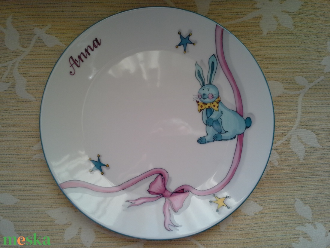 Nyuszis mintával festett porcelán gyermek étkészlet - otthon & életmód - konyhafelszerelés, tálalás - tálalás - bögre & csésze - Meska.hu Nyuszis mintával festett porcelán gyermek étkészlet - otthon & életmód - konyhafelszerelés, tálalás - tálalás - bögre & csésze - Meska.hu