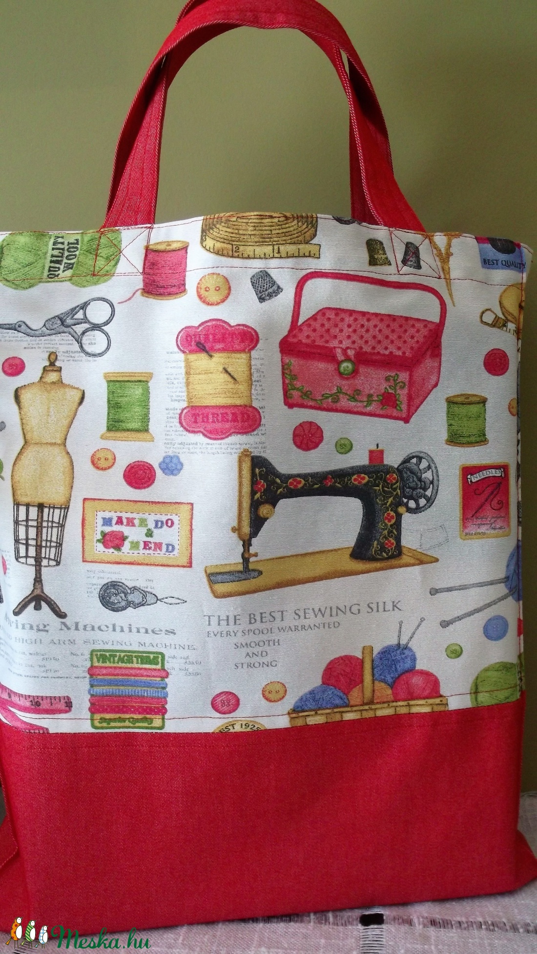 Textil bevásárlószatyor, varrógép mintával -  - Meska.hu