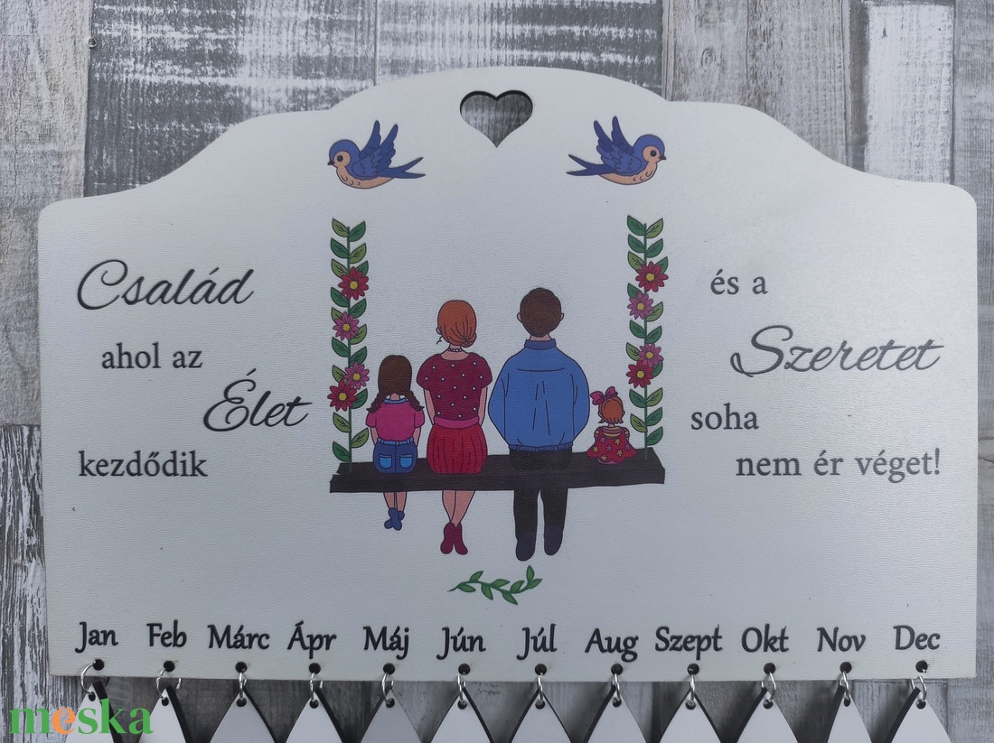 Családi naptár (hintás) - otthon & életmód - dekoráció - fali és függő dekoráció - falinaptár & öröknaptár - Meska.hu