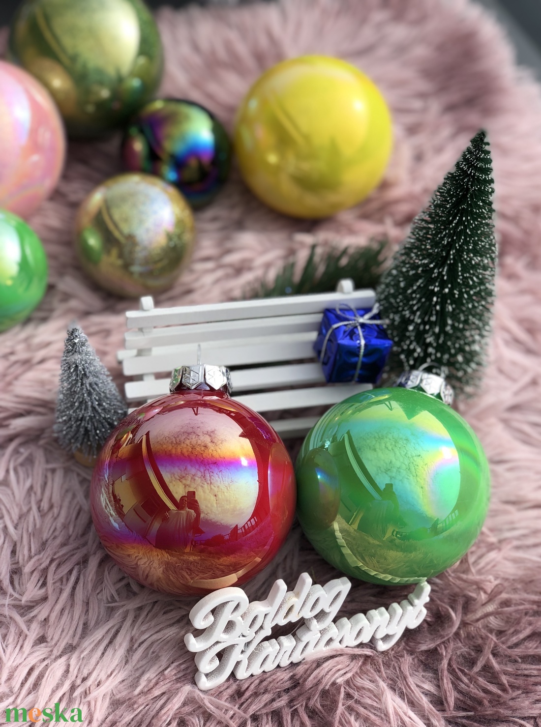 Csillámos és Sima Gömbök-Ragyogó Színes Karácsonyi Díszek - karácsony - karácsonyi lakásdekoráció - karácsonyfadíszek - Meska.hu Csillámos és Sima Gömbök-Ragyogó Színes Karácsonyi Díszek - karácsony - karácsonyi lakásdekoráció - karácsonyfadíszek - Meska.hu