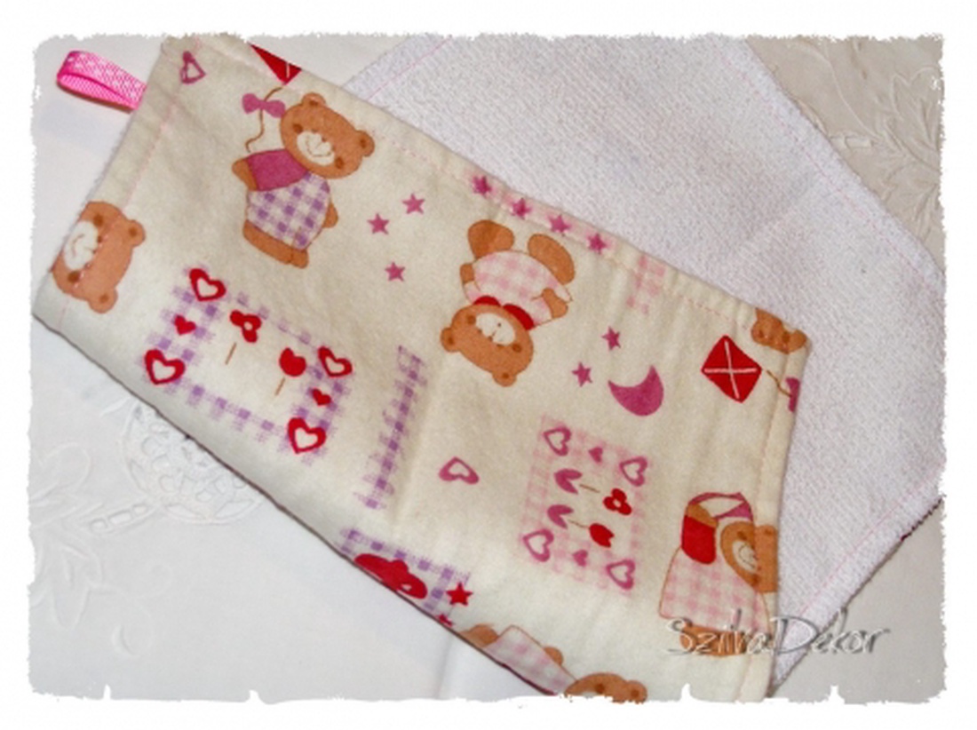 Böfi kendő textil pelenka helyett- macis -  - Meska.hu