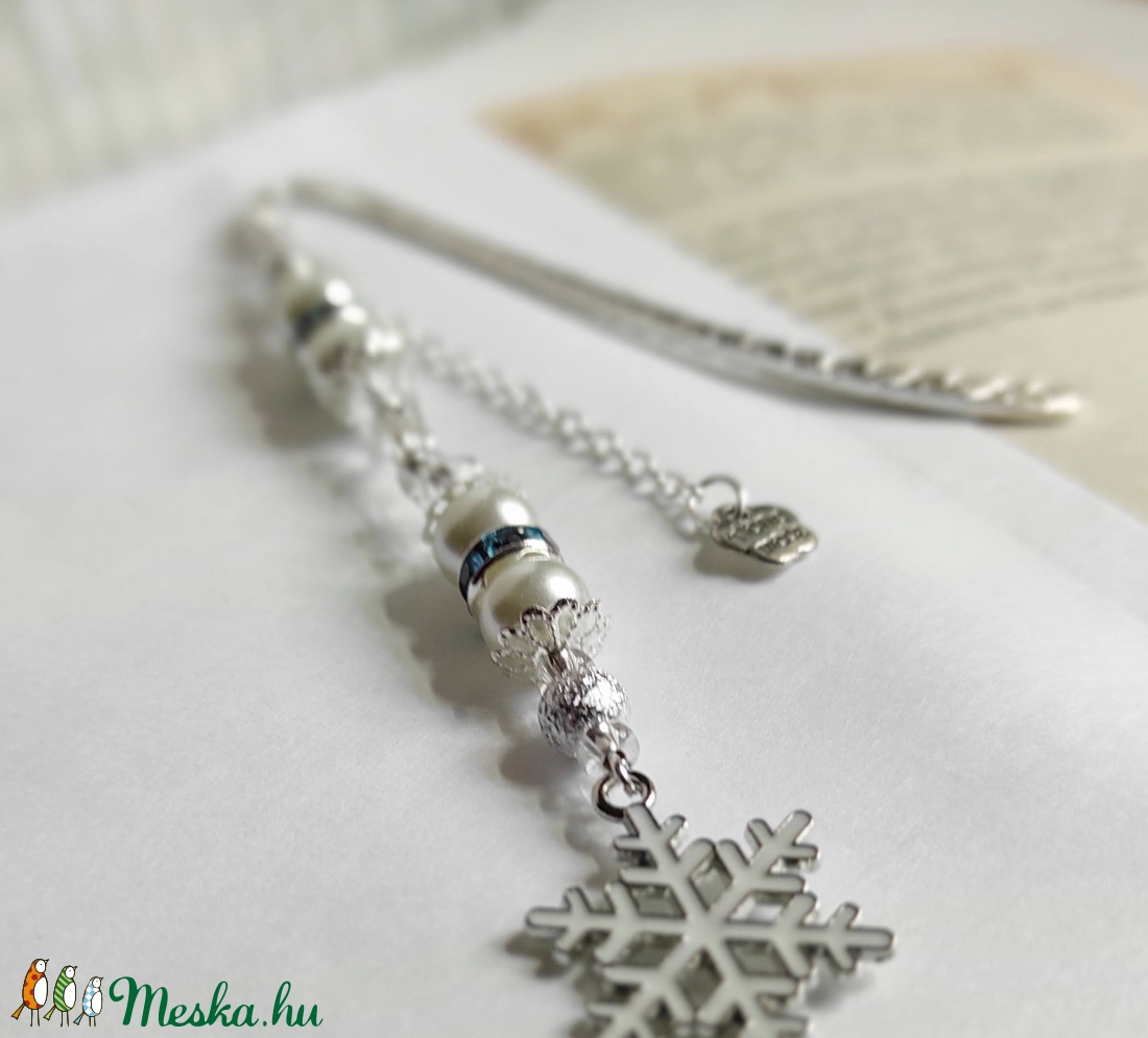 KönyvÉkszer hópihe - elegáns könyvjelző - könyv & zene - könyvjelző - Meska.hu KönyvÉkszer hópihe - elegáns könyvjelző - könyv & zene - könyvjelző - Meska.hu