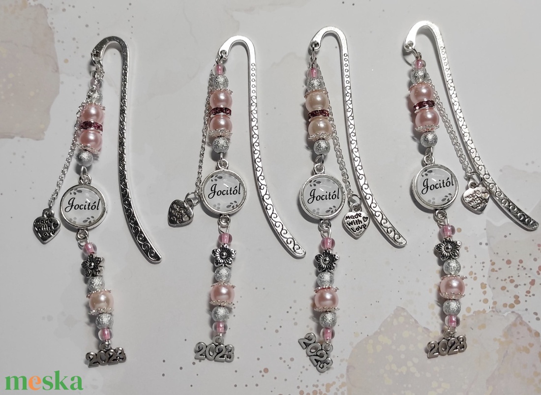 KönyvÉkszer zongora - elegáns könyvjelző - könyv & zene - könyvjelző - Meska.hu KönyvÉkszer zongora - elegáns könyvjelző - könyv & zene - könyvjelző - Meska.hu