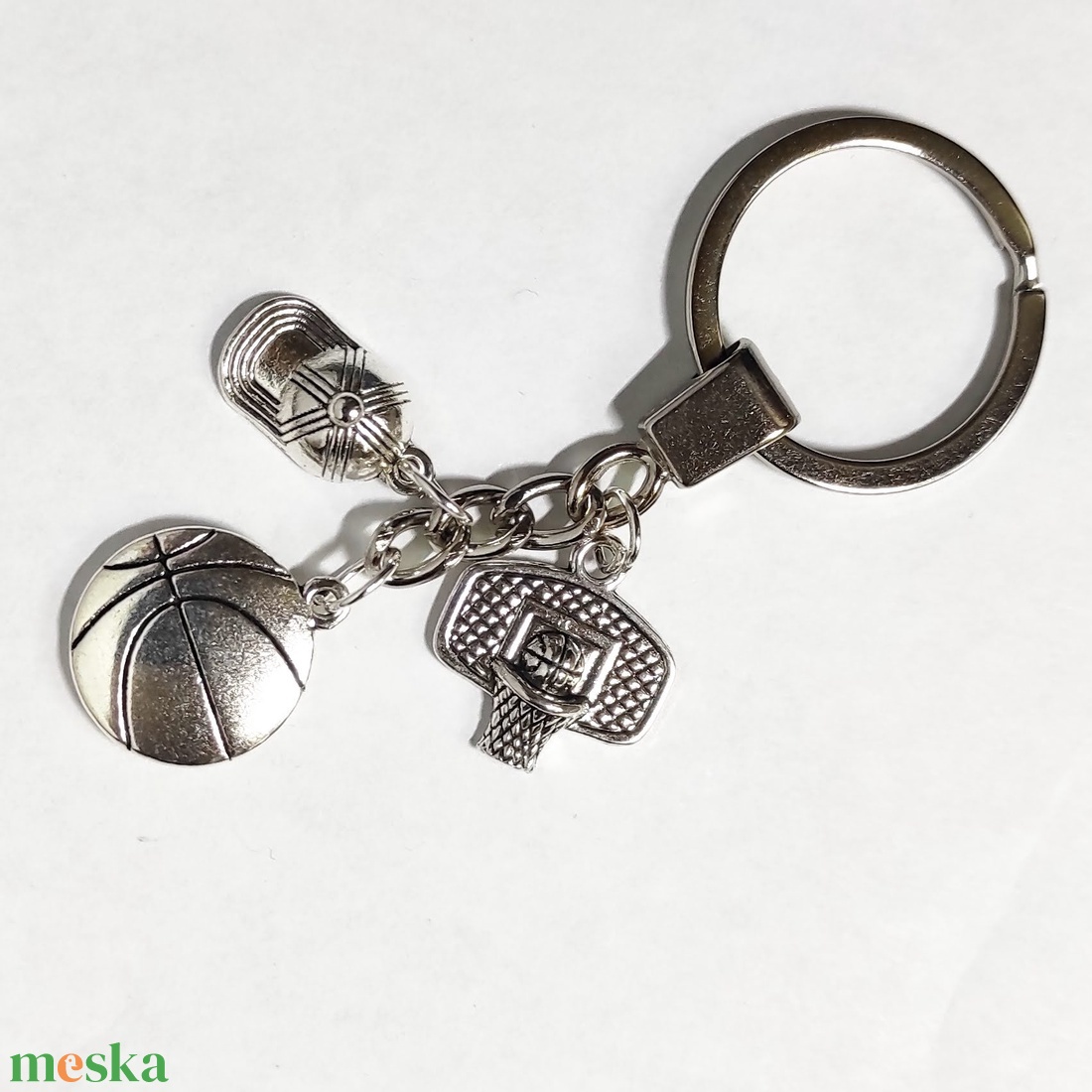 CsakFém kulcstartó- Kosárlabda - táska & tok - kulcstartó & táskadísz - kulcstartó - Meska.hu CsakFém kulcstartó- Kosárlabda - táska & tok - kulcstartó & táskadísz - kulcstartó - Meska.hu