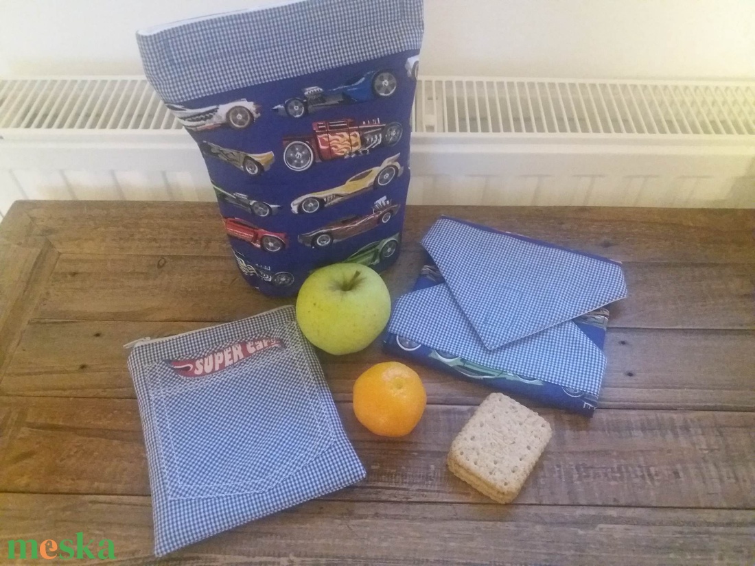 Uzsonnázó szett fiúknak: zsák, szalvéta-terítő, keksztartó  - táska & tok - uzsonna- & ebéd tartó - szendvics csomagoló - Meska.hu