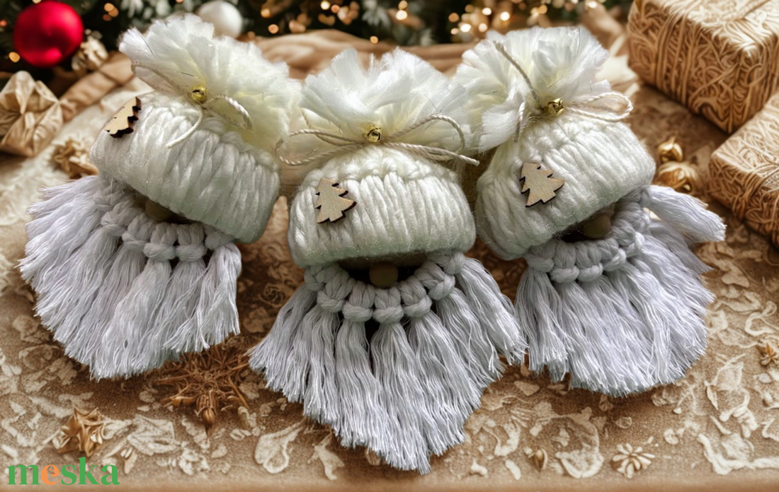 Makramé karácsonyi manók 3 db - otthon & életmód - dekoráció - manók - Meska.hu