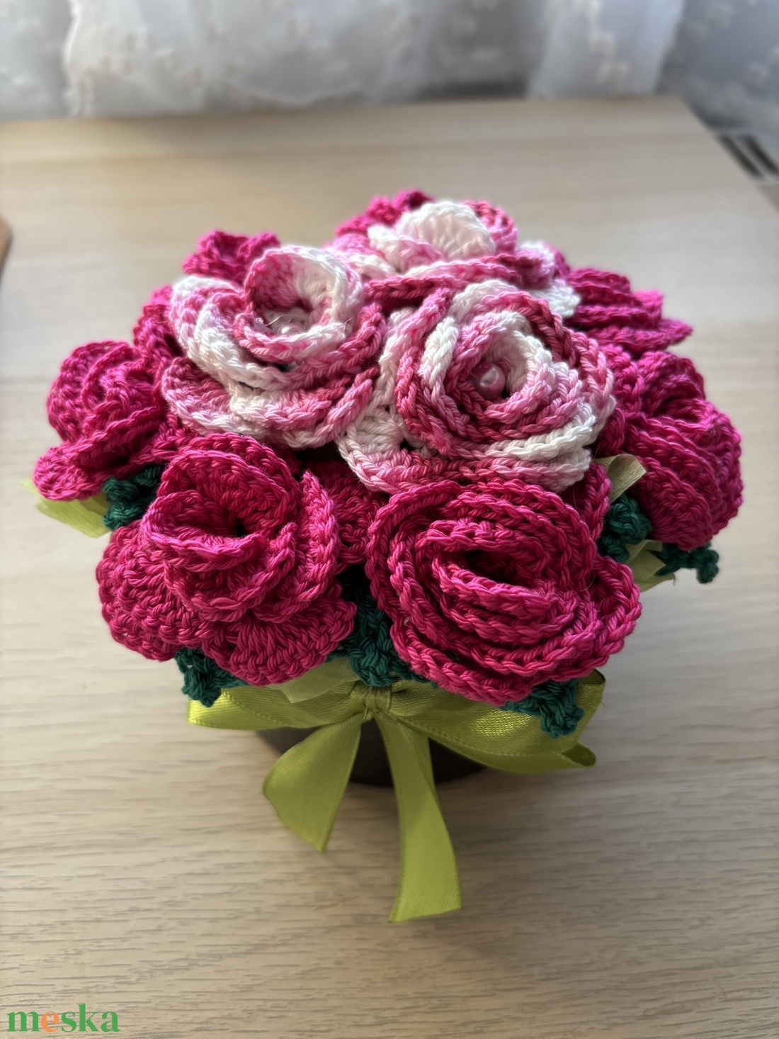 Horgolt rózsabox - otthon & életmód - dekoráció - asztal és polc dekoráció - asztaldísz - Meska.hu