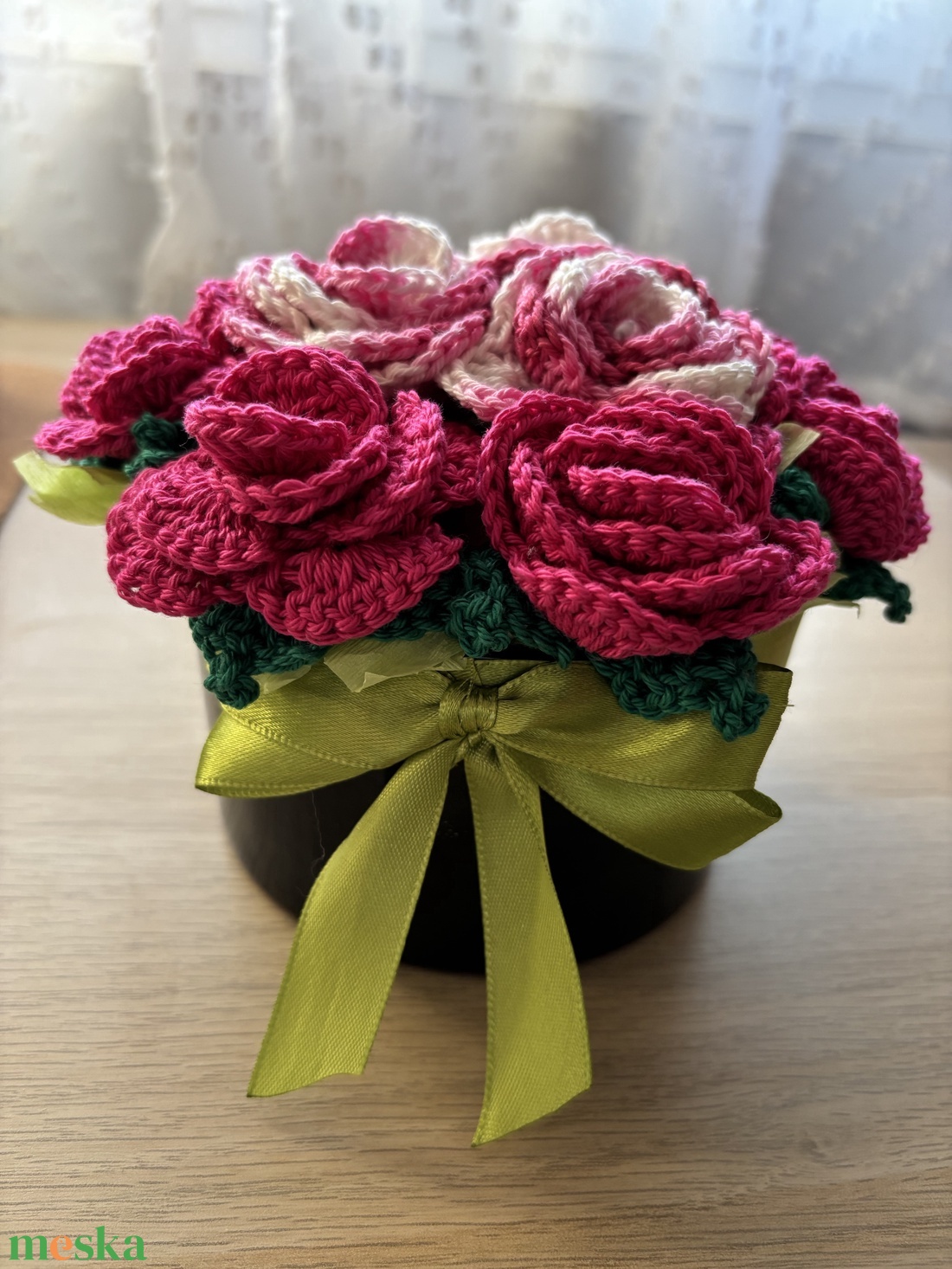 Horgolt rózsabox - otthon & életmód - dekoráció - asztal és polc dekoráció - asztaldísz - Meska.hu