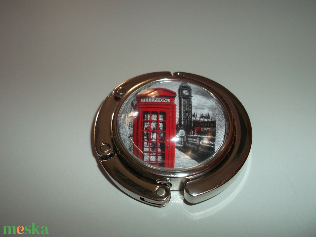 London piros telefon fülkés táska akasztó! - táska & tok - kulcstartó & táskadísz - táskaakasztó - Meska.hu London piros telefon fülkés táska akasztó! - táska & tok - kulcstartó & táskadísz - táskaakasztó - Meska.hu