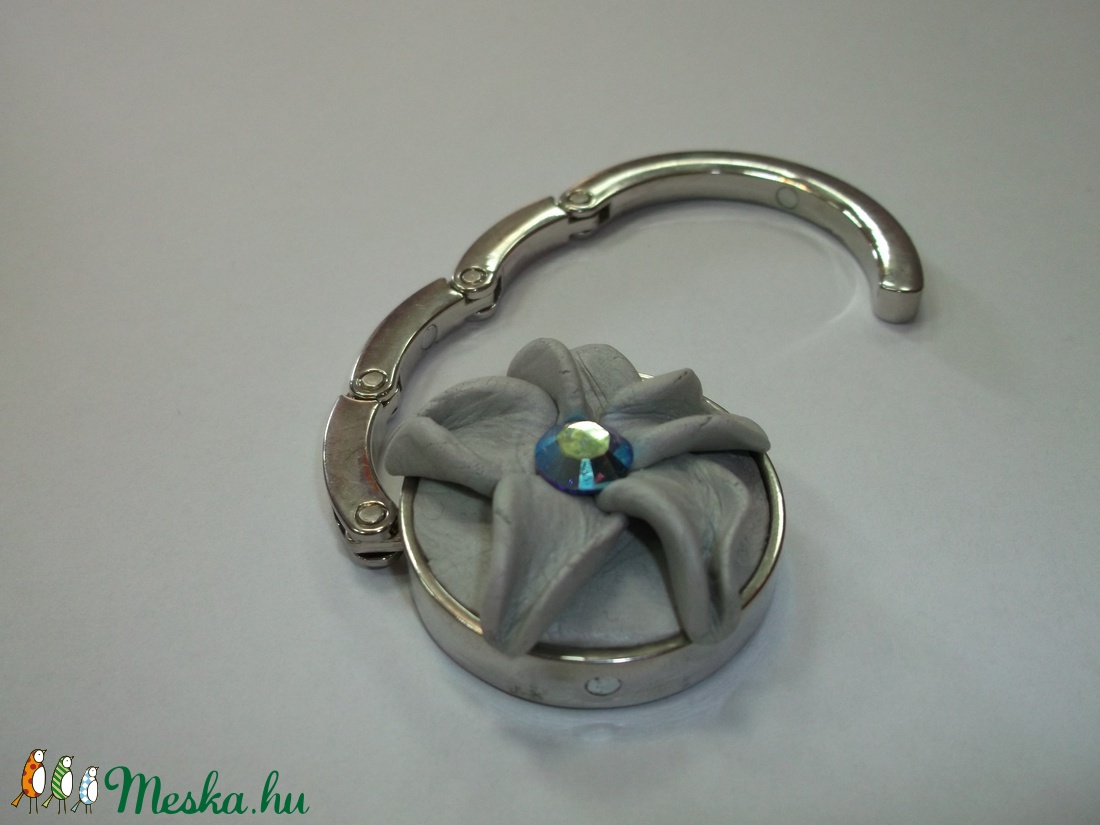 Swarovski kristály virág táska akasztó! - táska & tok - kulcstartó & táskadísz - táskaakasztó - Meska.hu Swarovski kristály virág táska akasztó! - táska & tok - kulcstartó & táskadísz - táskaakasztó - Meska.hu