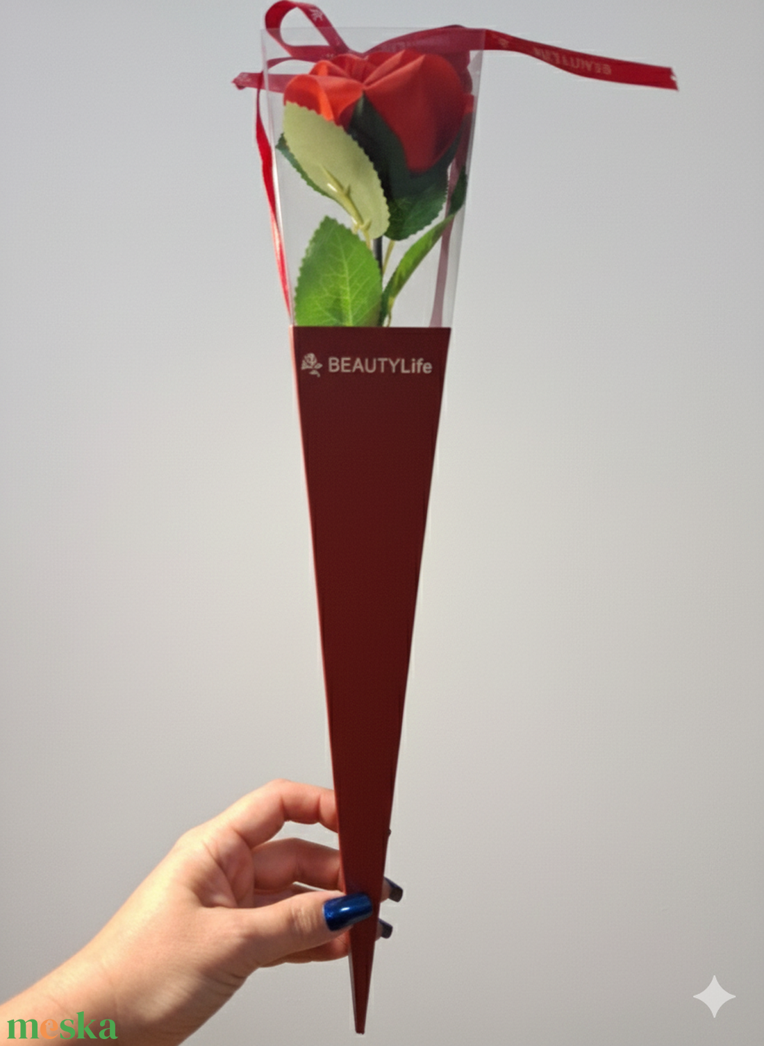 Szatén örökrózsa díszdobozban - otthon & életmód - virágdekoráció - virágok - szálas virág - Meska.hu