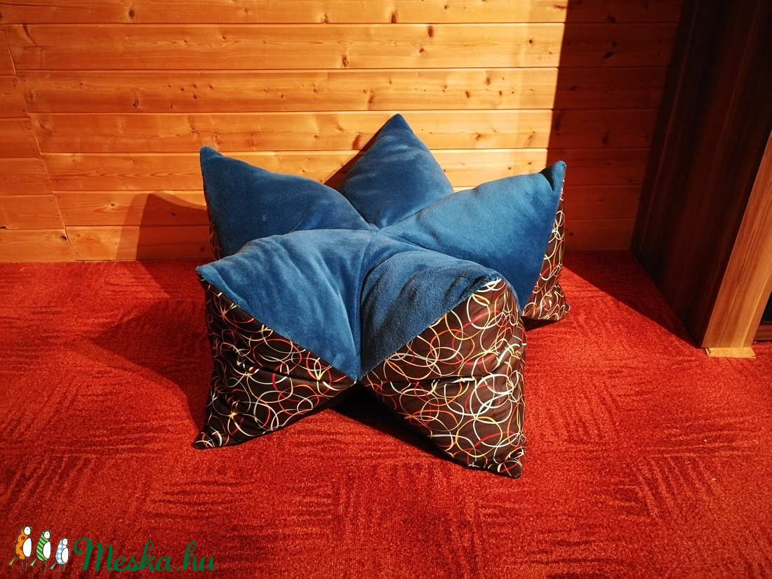 Kutyafekhely (csillag alakú) -  - Meska.hu