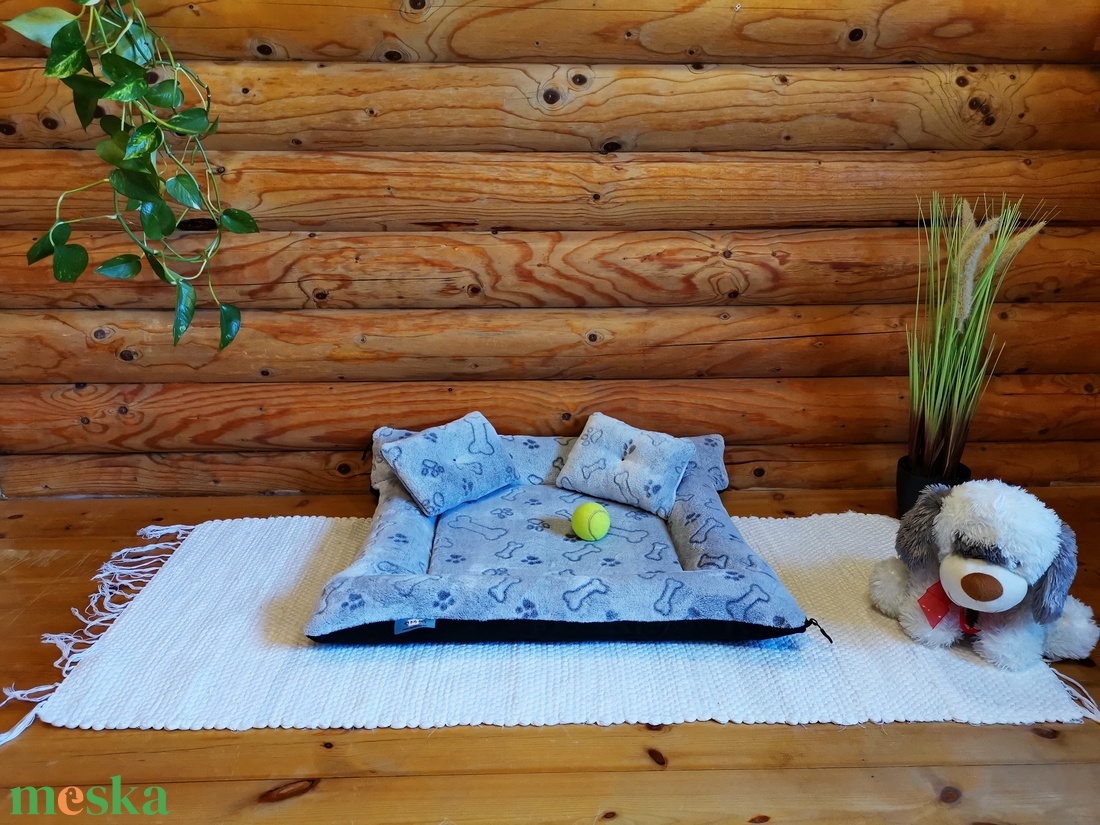 Megfordítható, vízálló, lehúzható és mosható kutyafekhely, kutyaágy - otthon & életmód - kisállatoknak - kutyáknak - kutya fekhelyek, házak - Meska.hu Megfordítható, vízálló, lehúzható és mosható kutyafekhely, kutyaágy - otthon & életmód - kisállatoknak - kutyáknak - kutya fekhelyek, házak - Meska.hu