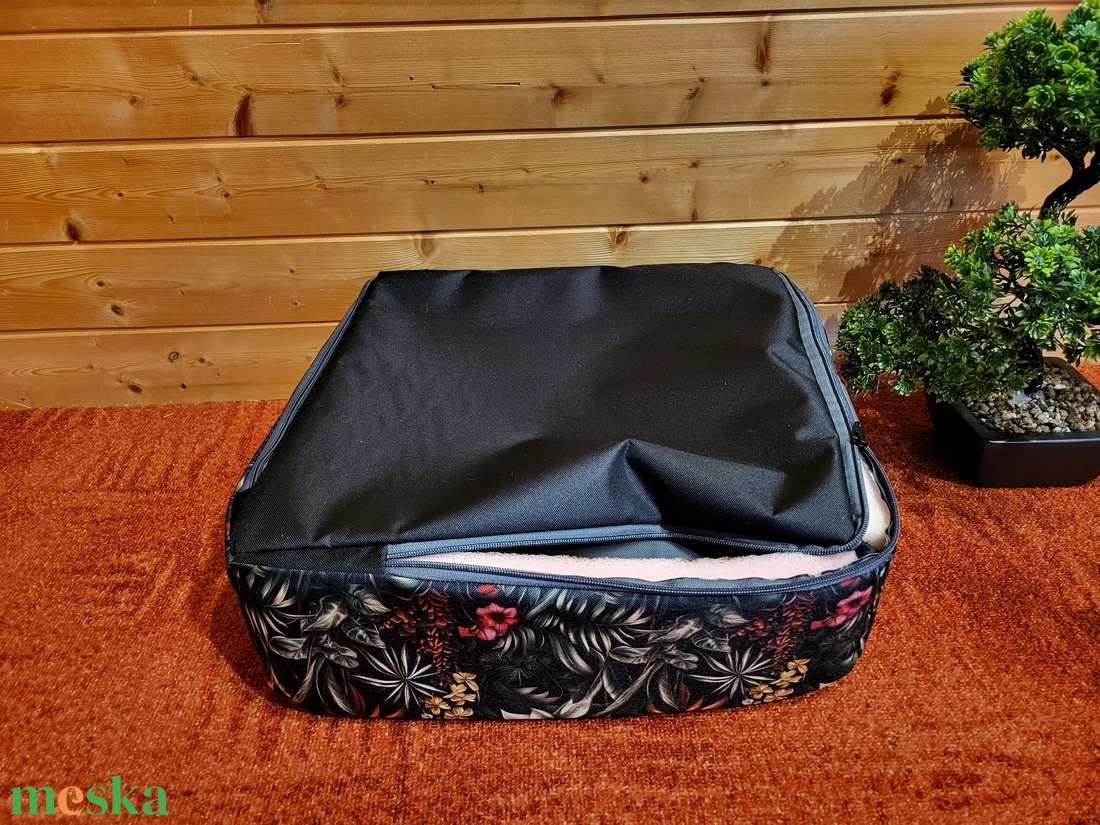 VÍz, szőr és kaparásálló, lehúzható és mosható kutyafekhely, kutyaágy - otthon & életmód - kisállatoknak - kutyáknak - kutya fekhelyek, házak - Meska.hu VÍz, szőr és kaparásálló, lehúzható és mosható kutyafekhely, kutyaágy - otthon & életmód - kisállatoknak - kutyáknak - kutya fekhelyek, házak - Meska.hu