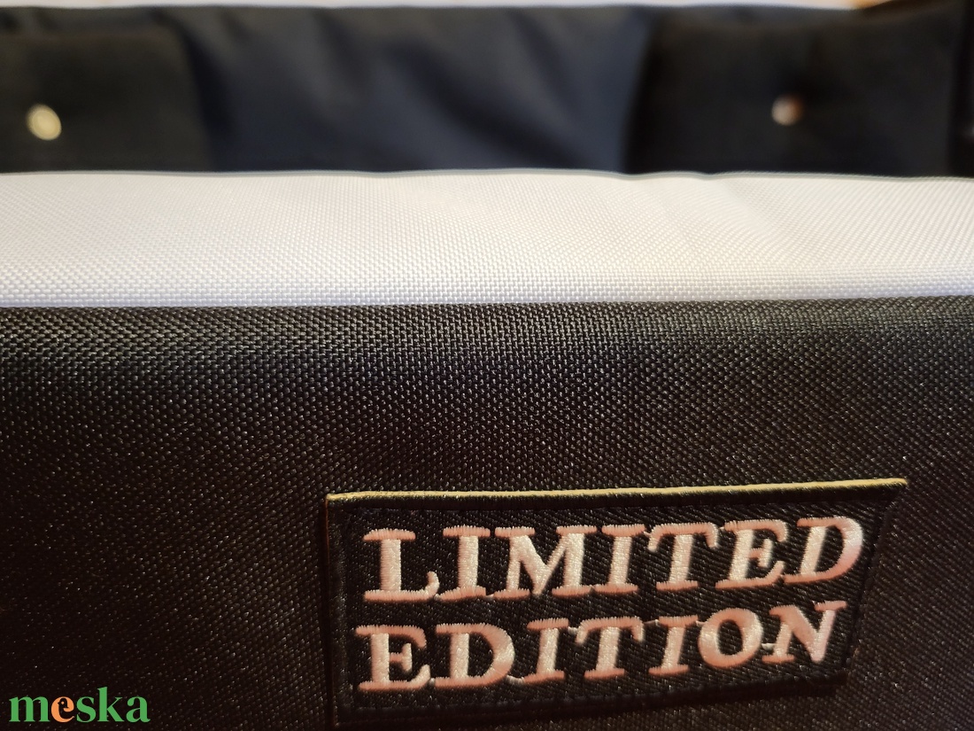 Víz, szőr és kaparásálló lehúzható és mosható kutyafekhely, kutyaágy - otthon & életmód - kisállatoknak - kutyáknak - kutya fekhelyek, házak - Meska.hu Víz, szőr és kaparásálló lehúzható és mosható kutyafekhely, kutyaágy - otthon & életmód - kisállatoknak - kutyáknak - kutya fekhelyek, házak - Meska.hu