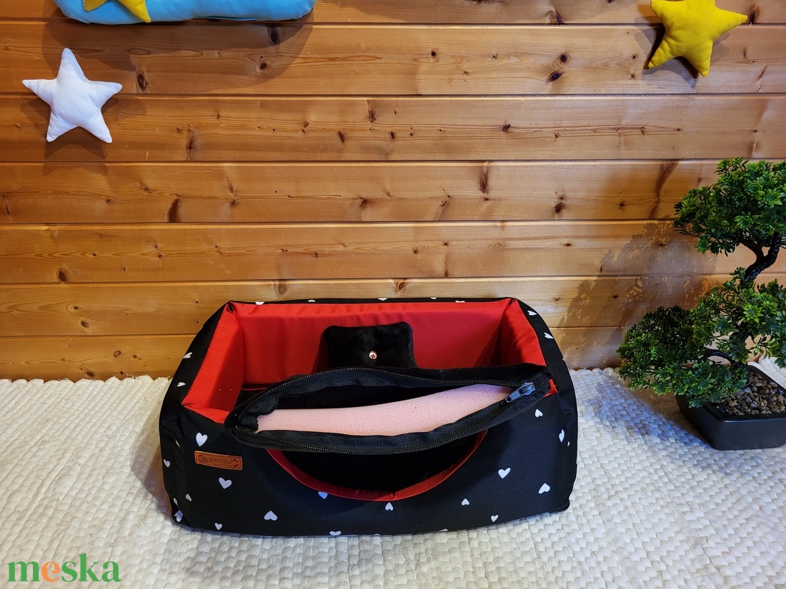 Lehúzható és mosható, vízálló kutyafekhely, kutyaágy - otthon & életmód - kisállatoknak - kutyáknak - kutya fekhelyek, házak - Meska.hu