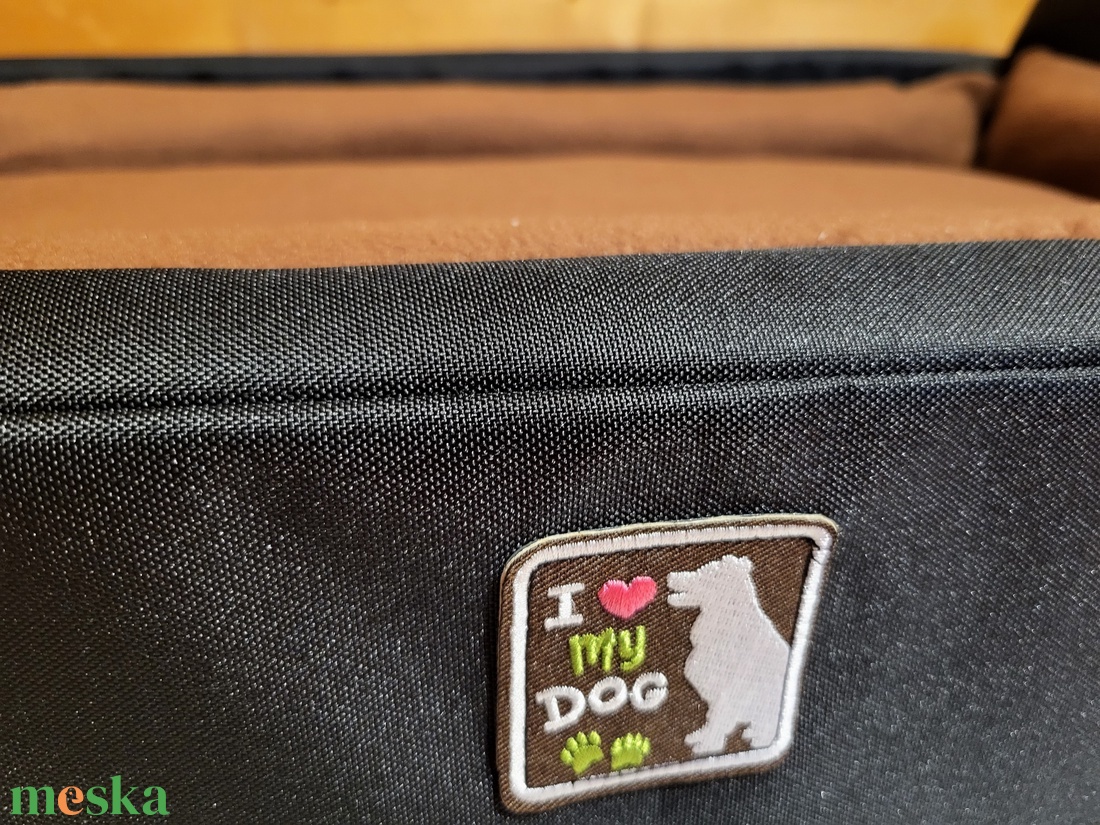 Új, víz, szőr és kaparásálló, lehúzható és mosható kutyafekhely, kutyaágy - otthon & életmód - kisállatoknak - kutyáknak - kutya fekhelyek, házak - Meska.hu