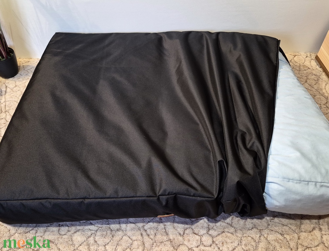 Víz, szőr és kaparásálló, megfordítható, lehúzható és mosható kutyafekhely, kutyaágy - otthon & életmód - kisállatoknak - kutyáknak - kutya fekhelyek, házak - Meska.hu