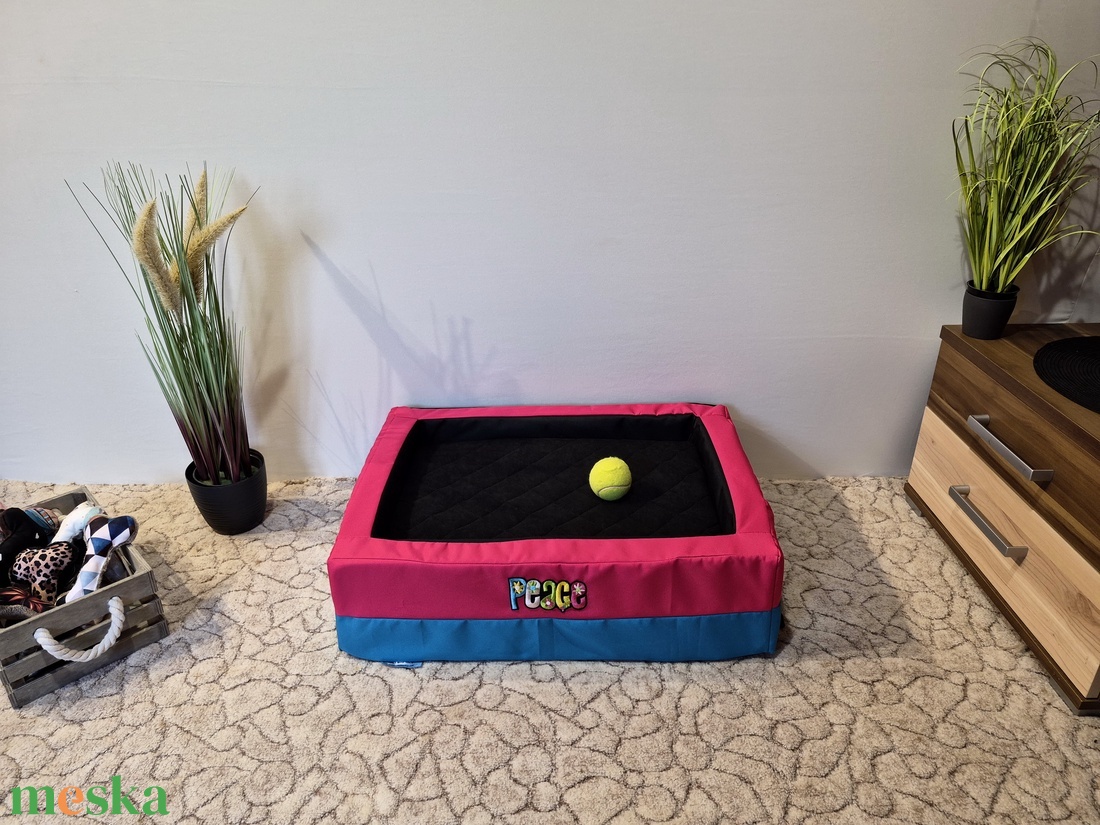 Lehúzható és mosható víz, szőr és kaparásálló kutyafekhely, kutyaágy - otthon & életmód - kisállatoknak - kutyáknak - kutya fekhelyek, házak - Meska.hu