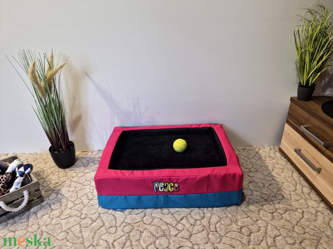 Lehúzható és mosható víz, szőr és kaparásálló kutyafekhely, kutyaágy - otthon & életmód - kisállatoknak - kutyáknak - kutya fekhelyek, házak - Meska.hu