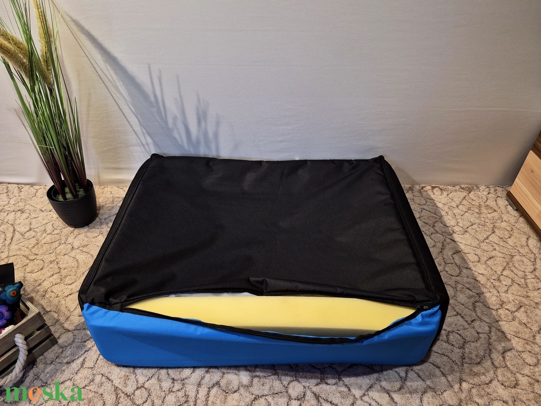 Víz, szőr és kaparásálló, lehúzható és mosható kutyafekhely, kutyaágy - otthon & életmód - kisállatoknak - kutyáknak - kutya fekhelyek, házak - Meska.hu