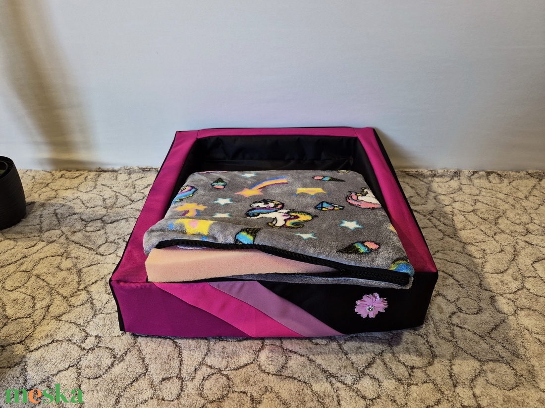 Víz, szőr és kaparásálló, lehúzható és mosható kutyafekhely, kutyaágy - otthon & életmód - kisállatoknak - kutyáknak - kutya fekhelyek, házak - Meska.hu