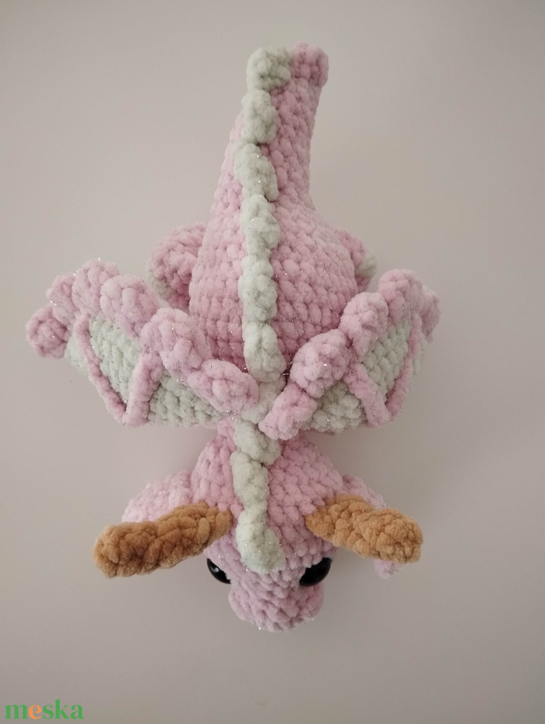Horgolt rózsaszín csillogó sárkány  - játék & sport - plüssállat & játékfigura - plüss sárkány - Meska.hu