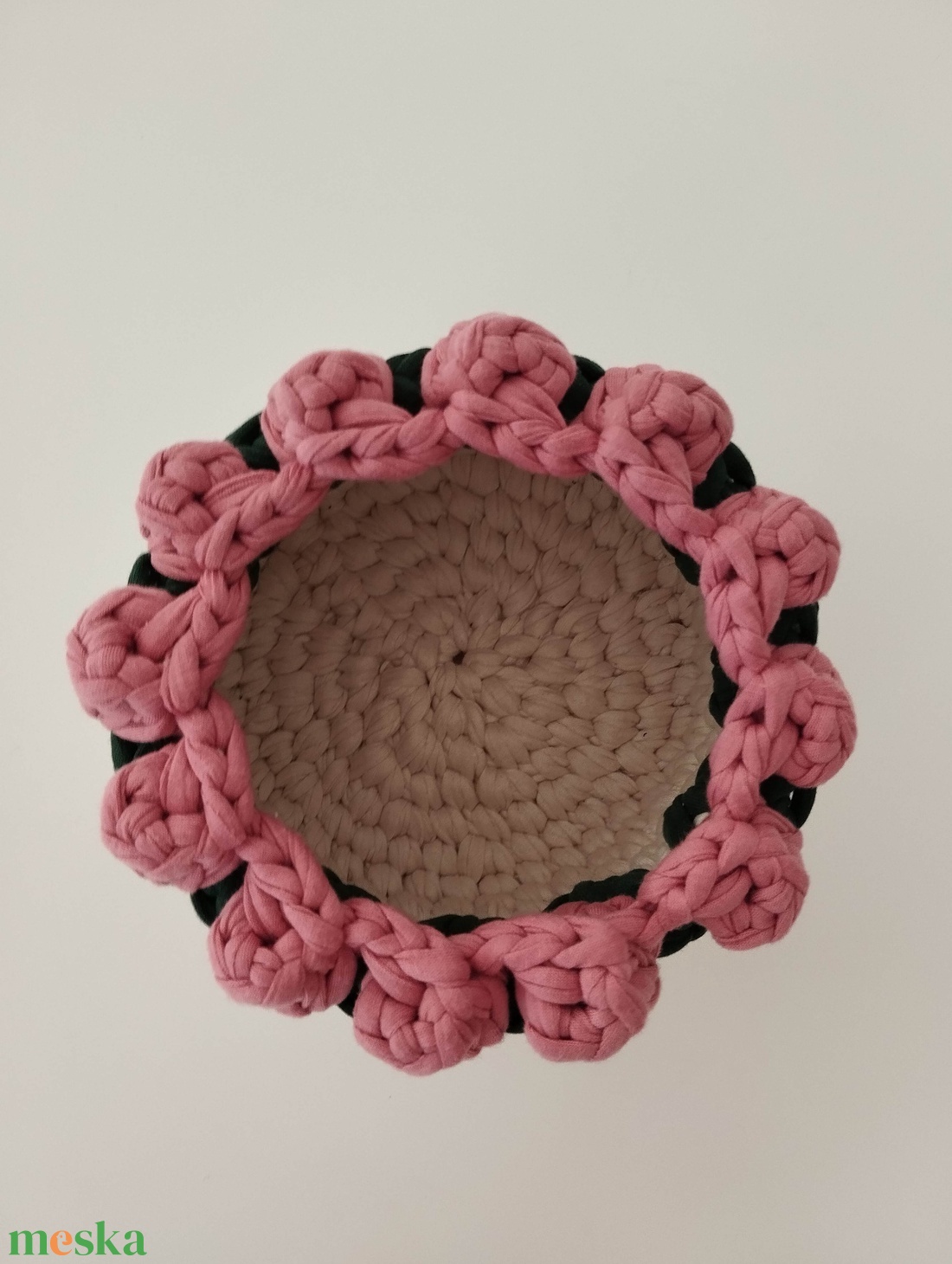 Horgolt tulipános tárolókosár  - otthon & életmód - tárolás & rendszerezés - tárolókosár - Meska.hu