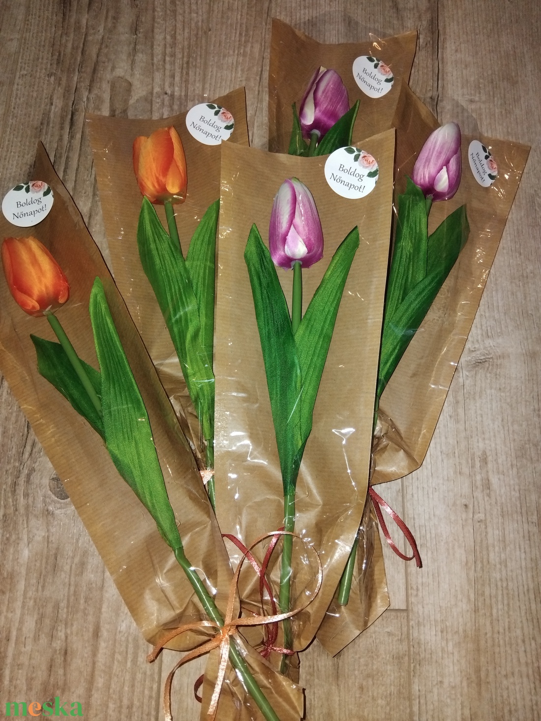 Nőnapra szálas tulipánok - otthon & életmód - dekoráció - asztal és polc dekoráció - asztaldísz - Meska.hu Nőnapra szálas tulipánok - otthon & életmód - dekoráció - asztal és polc dekoráció - asztaldísz - Meska.hu