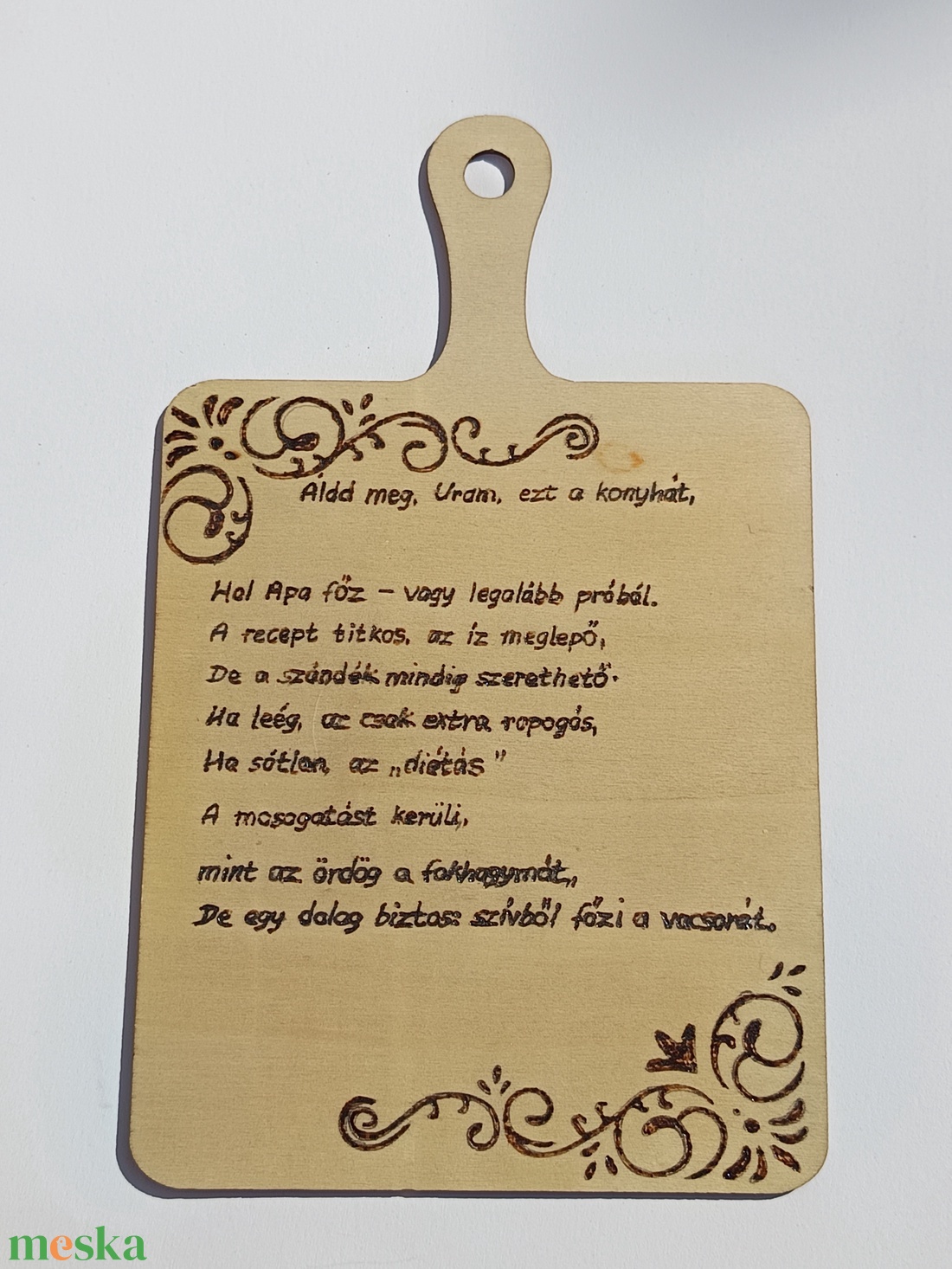 Egyedi vágó deszka - otthon & életmód - konyhafelszerelés, tálalás - konyhai tárolás - méz & vajtartó - Meska.hu Egyedi vágó deszka - otthon & életmód - konyhafelszerelés, tálalás - konyhai tárolás - méz & vajtartó - Meska.hu