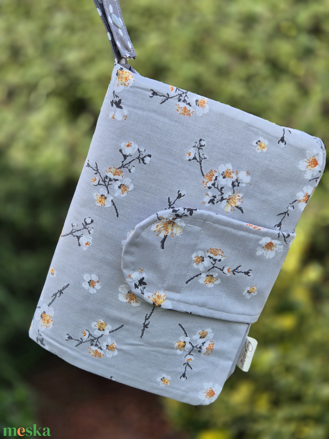 Pelenkatartó/pelenkázó neszeszer vízhatlan alátéttel - táska & tok - pelenkatáska - pelenkatartó tok - Meska.hu