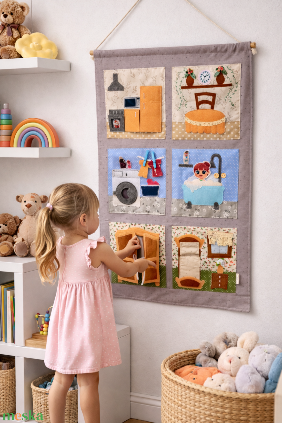 Babaházas Csendeskönyv - játék & sport - baba & babaház - babaház - Meska.hu