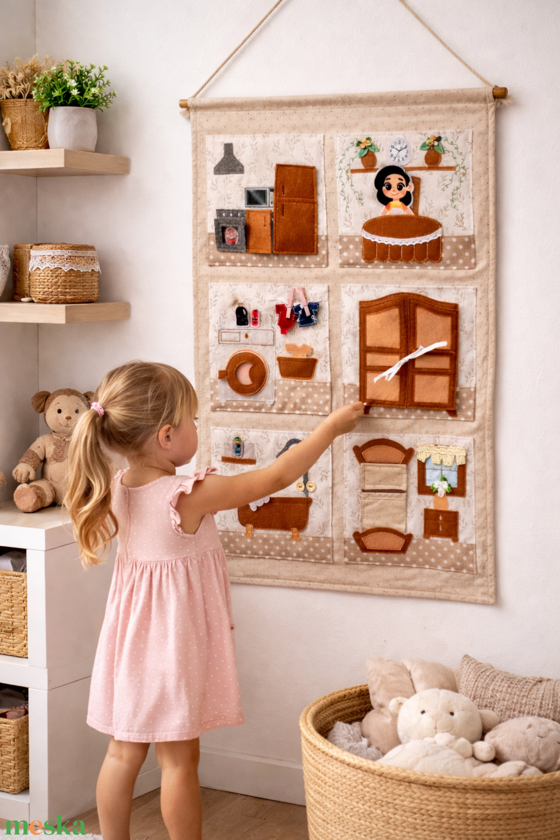 Babaházas Csendeskönyv - játék & sport - baba & babaház - babaház - Meska.hu