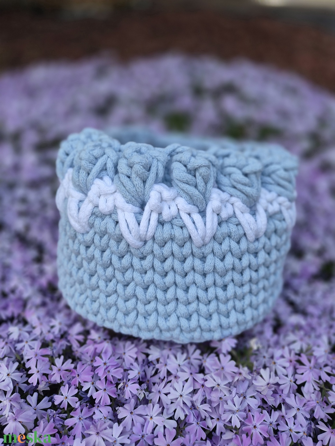 Horgolt tulipános kosár - otthon & életmód - tárolás & rendszerezés - tárolókosár - Meska.hu