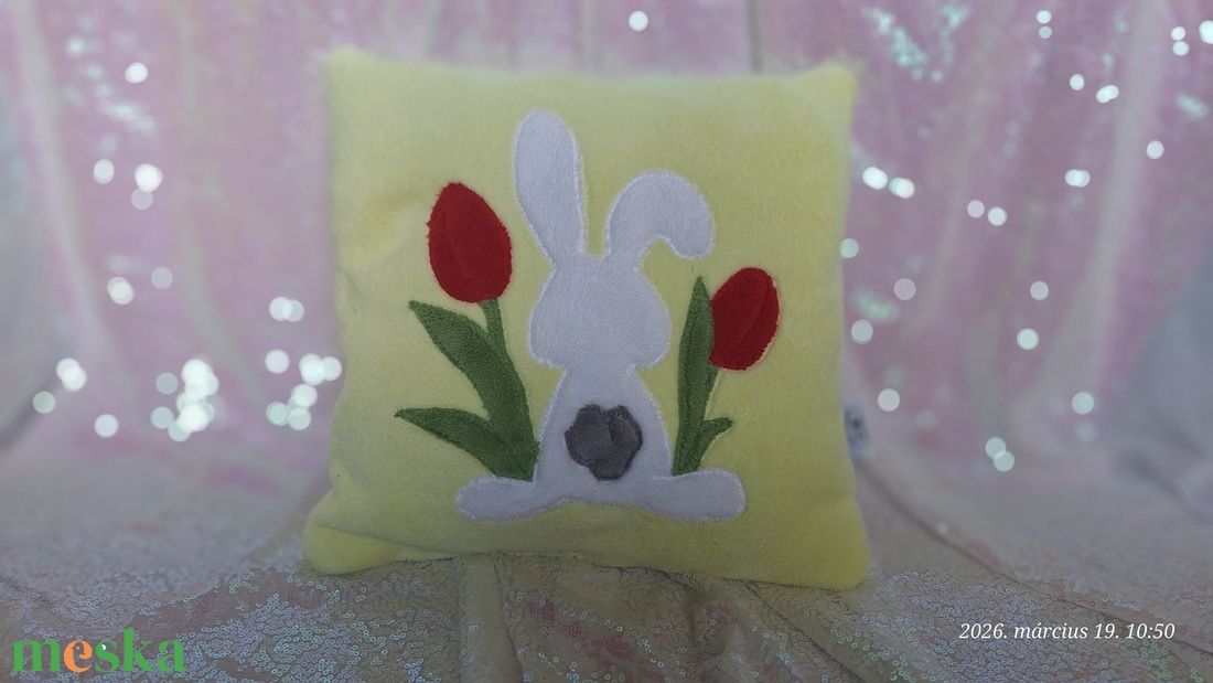 Húsvéti Nyuszis párna - otthon & életmód - lakástextil - párna & párnahuzat - díszpárna (belsővel együtt) - Meska.hu