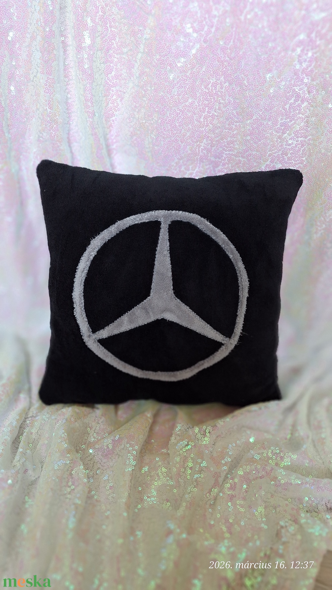 Mercedes párna - otthon & életmód - lakástextil - párna & párnahuzat - díszpárna (belsővel együtt) - Meska.hu