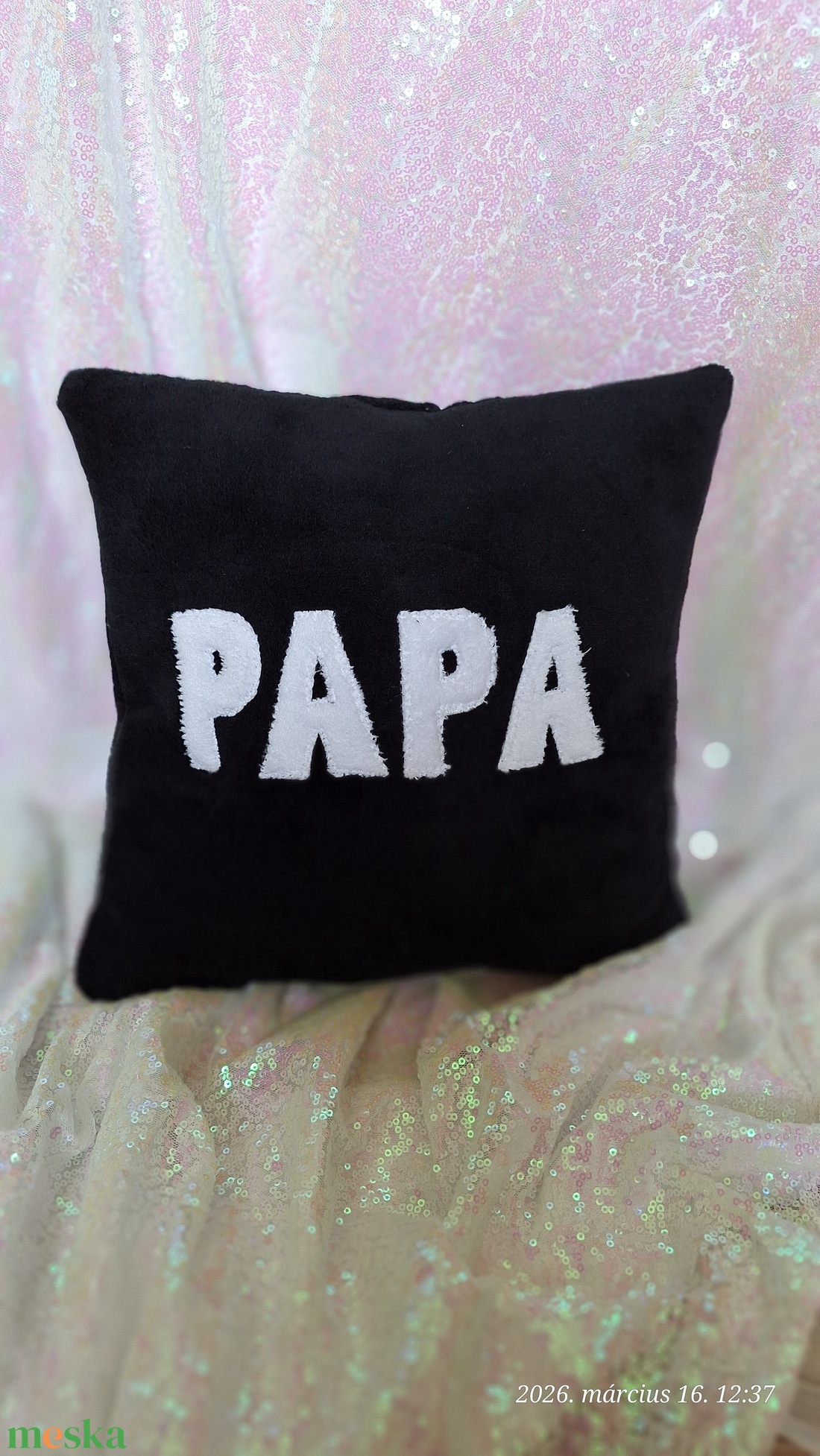 Mercedes párna - otthon & életmód - lakástextil - párna & párnahuzat - díszpárna (belsővel együtt) - Meska.hu