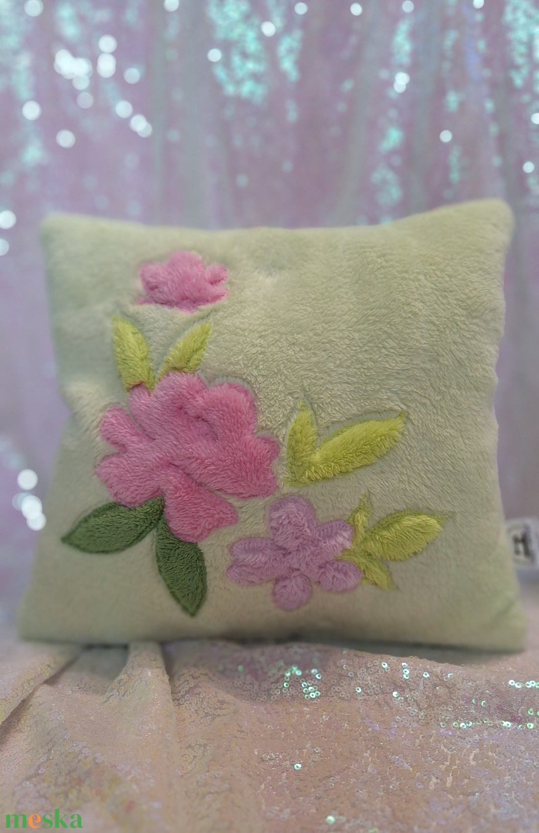 Tavaszi, anyáknapi virágos párna - otthon & életmód - lakástextil - párna & párnahuzat - díszpárna (belsővel együtt) - Meska.hu