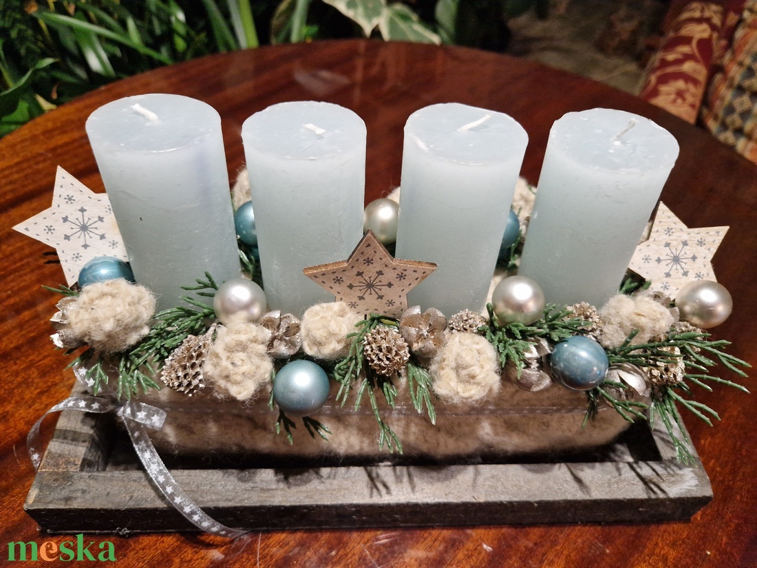Adventi aszatli dísz kékkel - karácsony - adventi díszek - adventi asztaldísz - Meska.hu