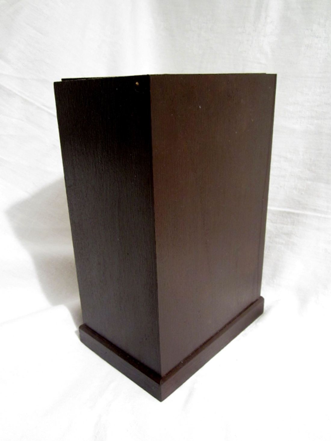 Barna komód antik fogantyúkkal és tükörrel - 3 fiókos szekrény - mmse74 részére -  - Meska.hu