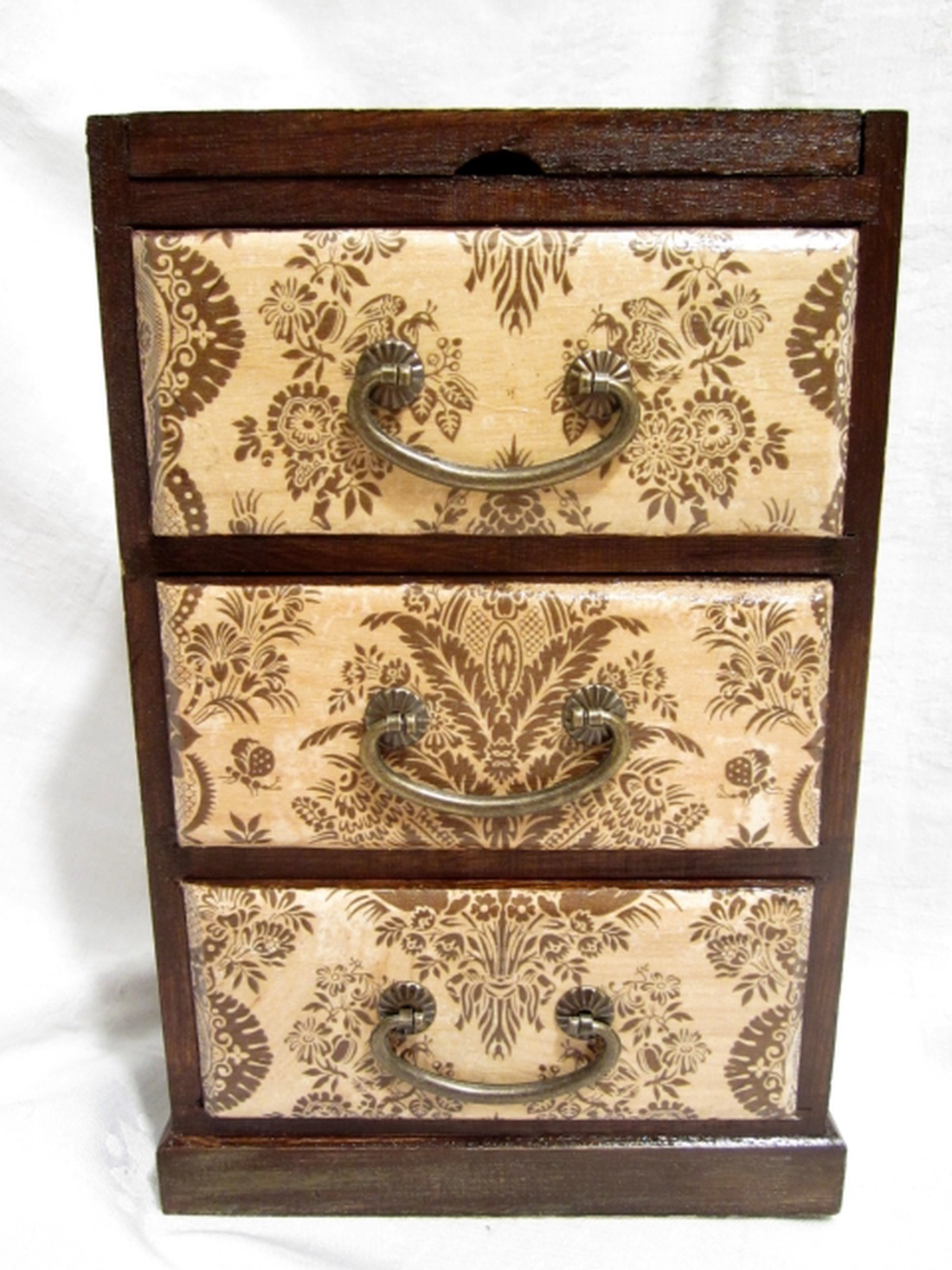 Barna komód antik fogantyúkkal és tükörrel - 3 fiókos szekrény - mmse74 részére -  - Meska.hu