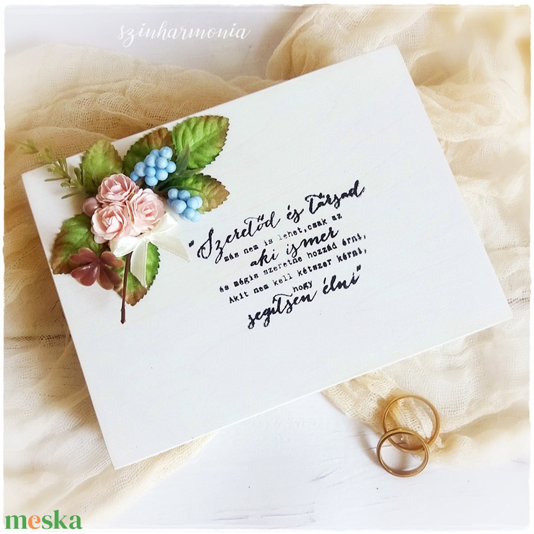 Fehér gyűrűtartó doboz mohaággyal (ládika, gyűrű, ékszer, ékszertartó, esküvő, lánykérés, eljegyzés, gyűrűpárna) - esküvő - kiegészítők - gyűrűtartó & gyűrűpárna - Meska.hu