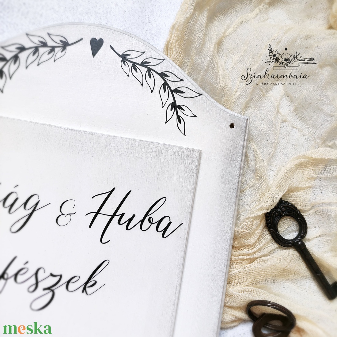 Fali kulcstartó tábla - Egyedi felirattal (fehér) - otthon & életmód - dekoráció - fali és függő dekoráció - fali kulcstartó - Meska.hu Fali kulcstartó tábla - Egyedi felirattal (fehér) - otthon & életmód - dekoráció - fali és függő dekoráció - fali kulcstartó - Meska.hu