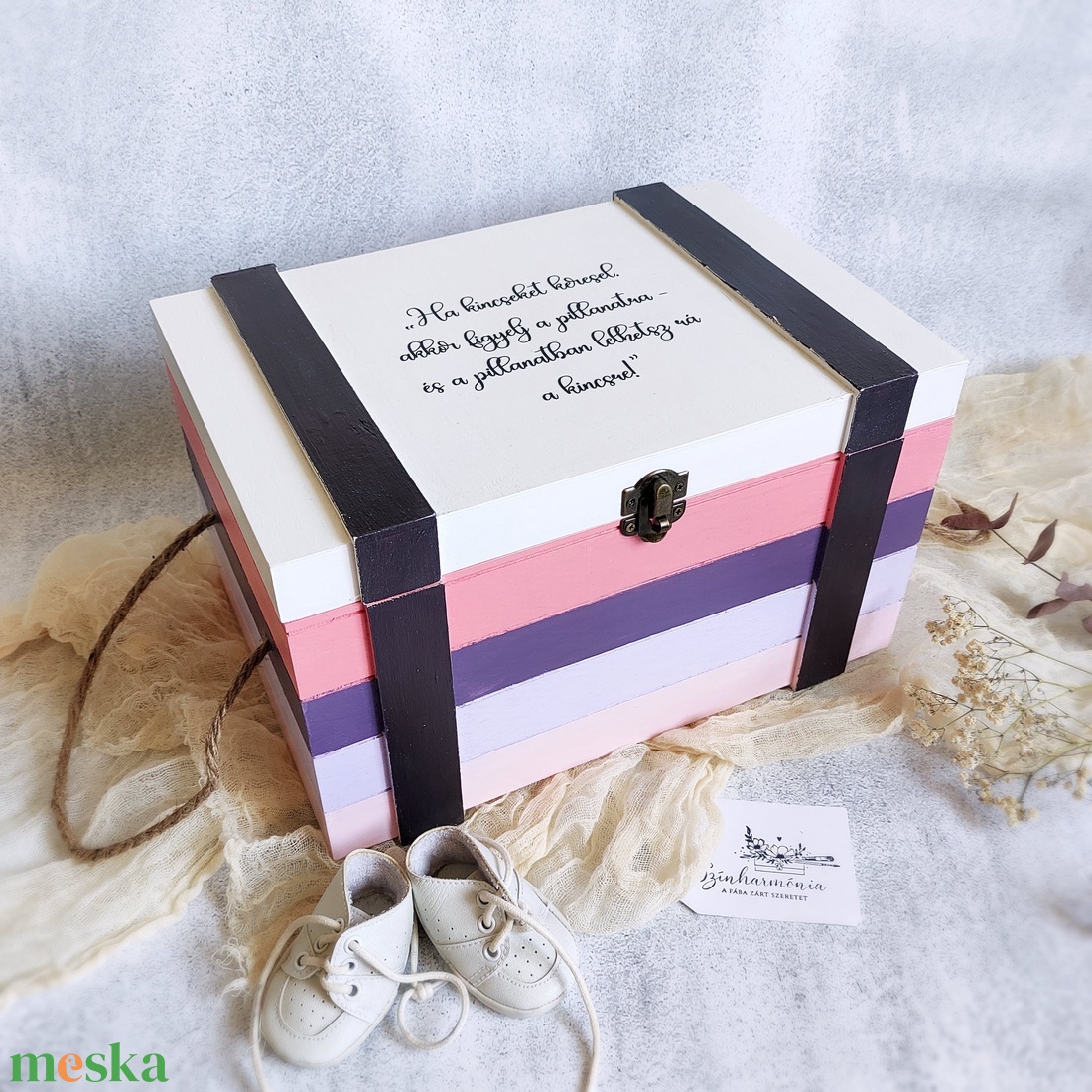 Kisebb kincsesláda zsinóros fogantyúval - Lila naplemente - otthon & életmód - tárolás & rendszerezés - láda - Meska.hu