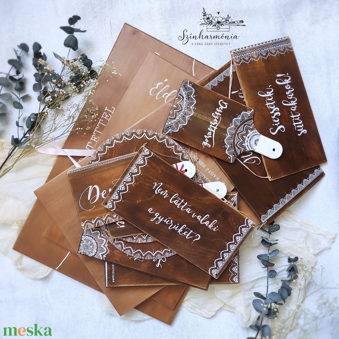 Köszöntő tábla nevekkel - Esküvői tábla (A2) - esküvő - dekoráció - tábla & jelzés - Meska.hu